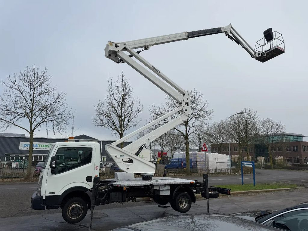 Nissan CABSTAR 35.12 + ISOLI 21 METER AERIAL PLATFORM - Camion avec nacelle: photos 2 Nissan CABSTAR 35.12 + ISOLI 21 METER AERIAL PLATFORM - Camion avec nacelle: photos 2