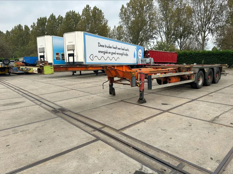 Renders 3 AS - BPW - MULTICHASSIS + DOUBLE BDF SYSTEM - Semi-remorque porte-conteneur/ Caisse mobile: photos 1 Renders 3 AS - BPW - MULTICHASSIS + DOUBLE BDF SYSTEM - Semi-remorque porte-conteneur/ Caisse mobile: photos 1