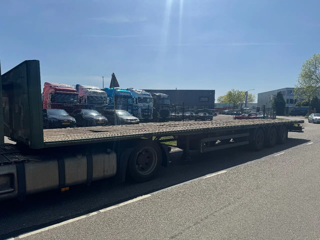 Samro ST39WJPA 3X BPW AXLE - Semi-remorque plateau: photos 2 Samro ST39WJPA 3X BPW AXLE - Semi-remorque plateau: photos 2