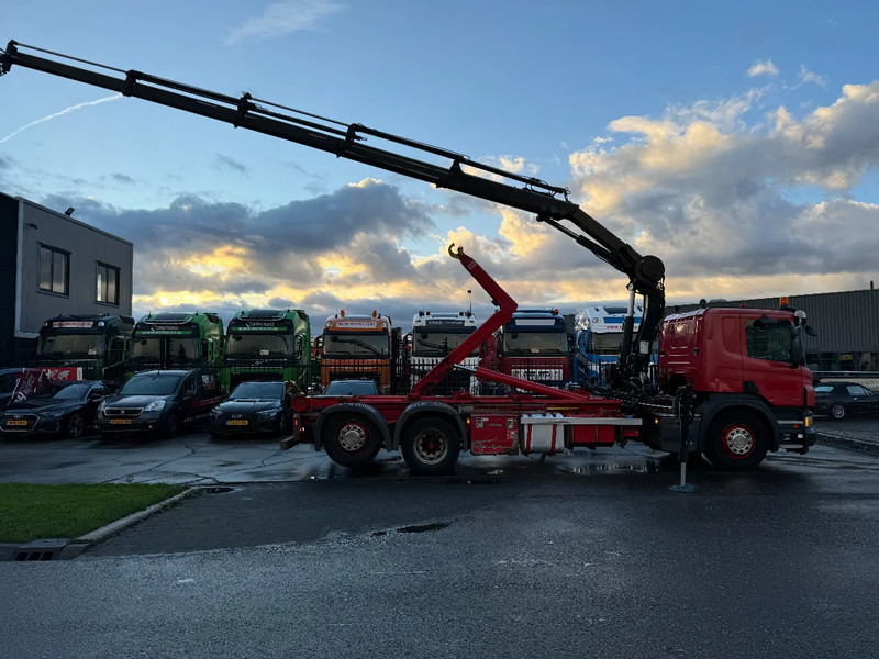 Scania P320 6X2 - EURO 6 + HIAB XS 144 HIPRO + REMOTE + HIAB HOOK + RETARDER - Camion ampliroll, Camion grue: photos 5 Scania P320 6X2 - EURO 6 + HIAB XS 144 HIPRO + REMOTE + HIAB HOOK + RETARDER - Camion ampliroll, Camion grue: photos 5