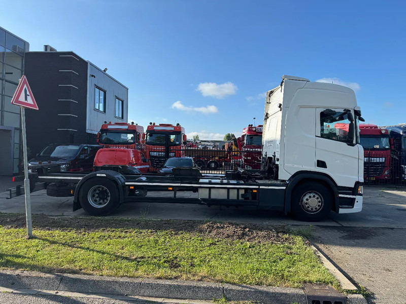 Scania R410 EURO 6 NGS BDF CHASSIS - Camion porte-conteneur/ Caisse mobile: photos 4 Scania R410 EURO 6 NGS BDF CHASSIS - Camion porte-conteneur/ Caisse mobile: photos 4