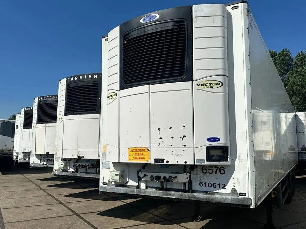 Schmitz Cargobull PRICES FROM €7950 TO €9950,- 40 X CARRIER 1850 M - Semi-remorque frigorifique: photos 1 Schmitz Cargobull PRICES FROM €7950 TO €9950,- 40 X CARRIER 1850 M - Semi-remorque frigorifique: photos 1