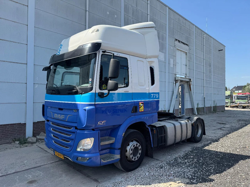DAF CF 400 4X2 EURO 6 PROBLEM ATOMIZER TÜV TILL 02-2026 - Tracteur routier: photos 1 DAF CF 400 4X2 EURO 6 PROBLEM ATOMIZER TÜV TILL 02-2026 - Tracteur routier: photos 1