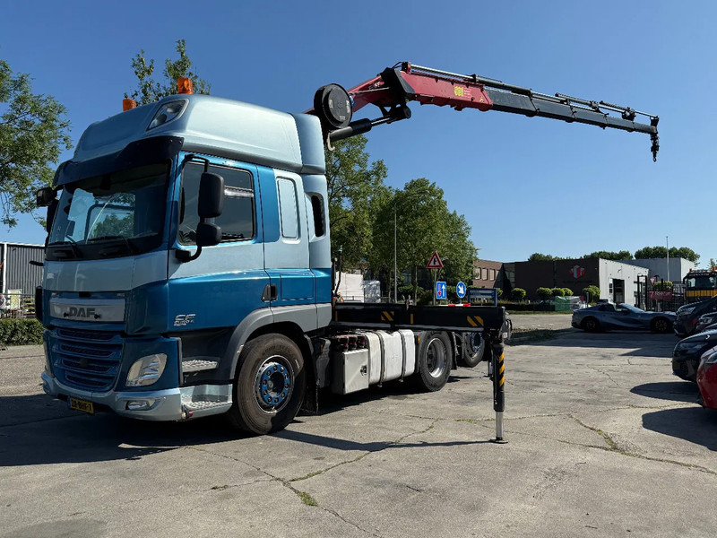 DAF CF 440 6X2 EURO 6 + HMF 3220-K5 REMOTE 5E & 6E FUNCTIE - Tracteur routier: photos 1 DAF CF 440 6X2 EURO 6 + HMF 3220-K5 REMOTE 5E & 6E FUNCTIE - Tracteur routier: photos 1