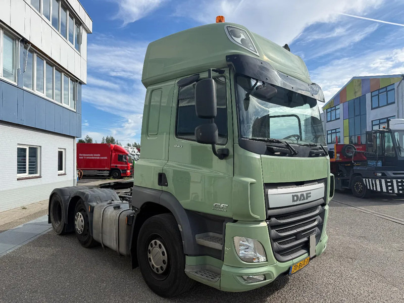 DAF CF 440 CF440 6X2 MET HYDROLIEK SYSTEEM - Tracteur routier: photos 2 DAF CF 440 CF440 6X2 MET HYDROLIEK SYSTEEM - Tracteur routier: photos 2