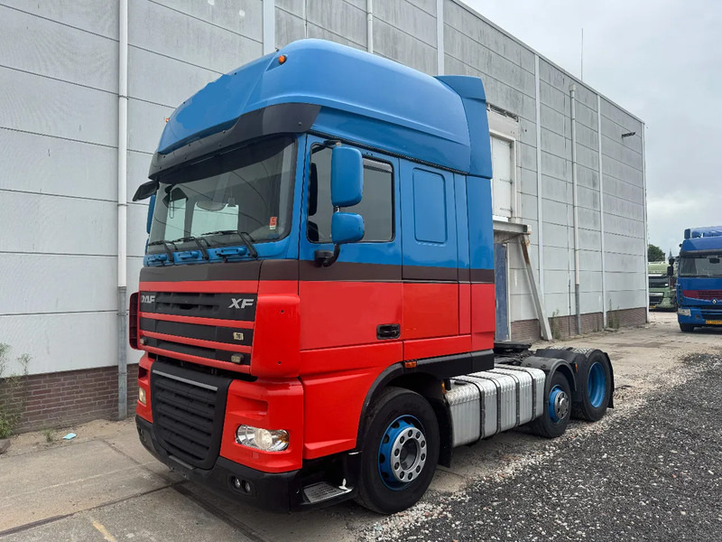 DAF XF 105.410 6X2 MANUAL GEARBOX - EURO 4 - Tracteur routier: photos 1 DAF XF 105.410 6X2 MANUAL GEARBOX - EURO 4 - Tracteur routier: photos 1