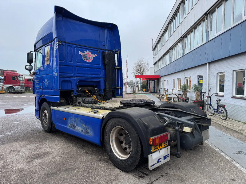 DAF XF 105.460 4X2 SKIRTS EURO 5 ONLY 770.446 KM HOLLAND TRUCK - Tracteur routier: photos 3 DAF XF 105.460 4X2 SKIRTS EURO 5 ONLY 770.446 KM HOLLAND TRUCK - Tracteur routier: photos 3