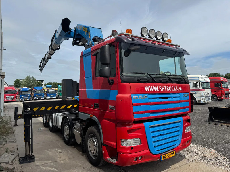 DAF XF 105.460 8X4 PALFINGER PK78002+ REMOTE CONTROL HUB REDUCTION TÜV TILL 03-2026 - Tracteur routier: photos 2 DAF XF 105.460 8X4 PALFINGER PK78002+ REMOTE CONTROL HUB REDUCTION TÜV TILL 03-2026 - Tracteur routier: photos 2