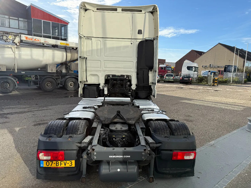 DAF XF 440 4X2 EURO 6 MEGA - ONLY 522.576 KM! - Tracteur routier: photos 5 DAF XF 440 4X2 EURO 6 MEGA - ONLY 522.576 KM! - Tracteur routier: photos 5