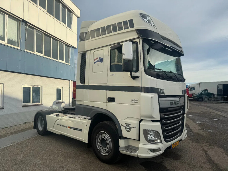 DAF XF 460 4X2 EURO 6 SKIRTS MX BRAKE NEW TACHO - Tracteur routier: photos 3 DAF XF 460 4X2 EURO 6 SKIRTS MX BRAKE NEW TACHO - Tracteur routier: photos 3