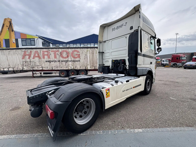DAF XF 460 4X2 EURO 6 SKIRTS SPOILERS DOUBLE TANK - Tracteur routier: photos 4 DAF XF 460 4X2 EURO 6 SKIRTS SPOILERS DOUBLE TANK - Tracteur routier: photos 4