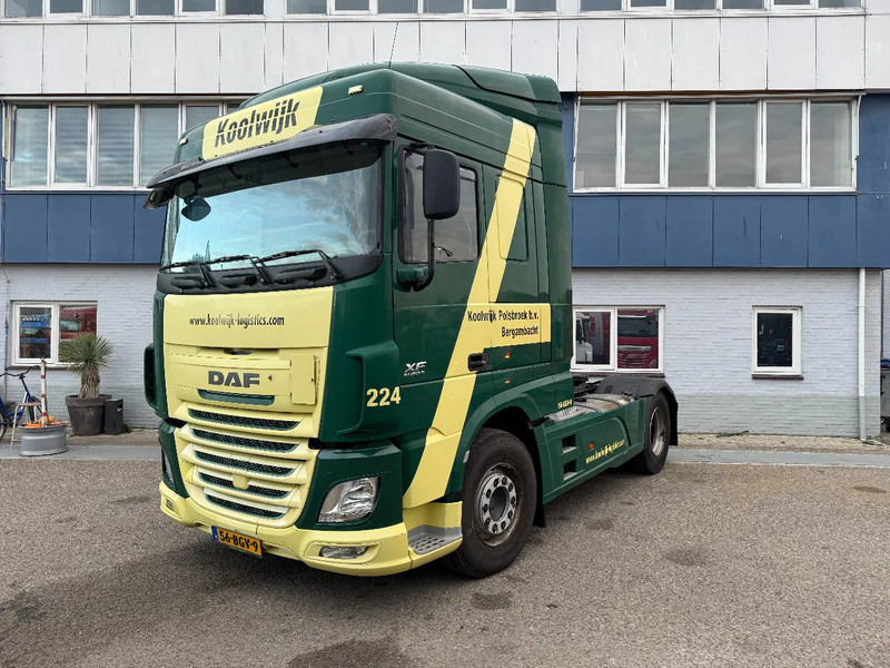 DAF XF 460 4X2 EURO 6 SKIRTS SPOILERS HOLLAND TRUCK - Tracteur routier: photos 1 DAF XF 460 4X2 EURO 6 SKIRTS SPOILERS HOLLAND TRUCK - Tracteur routier: photos 1