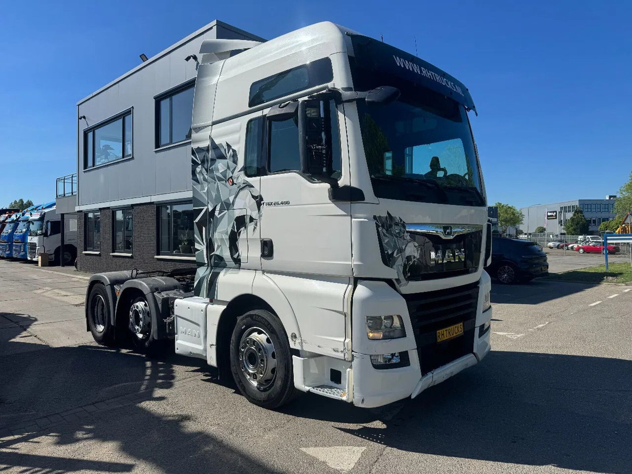 MAN TGX 26.460 6X2 EURO 6 + RETARDER - ONLY 643.422 - Tracteur routier: photos 4 MAN TGX 26.460 6X2 EURO 6 + RETARDER - ONLY 643.422 - Tracteur routier: photos 4