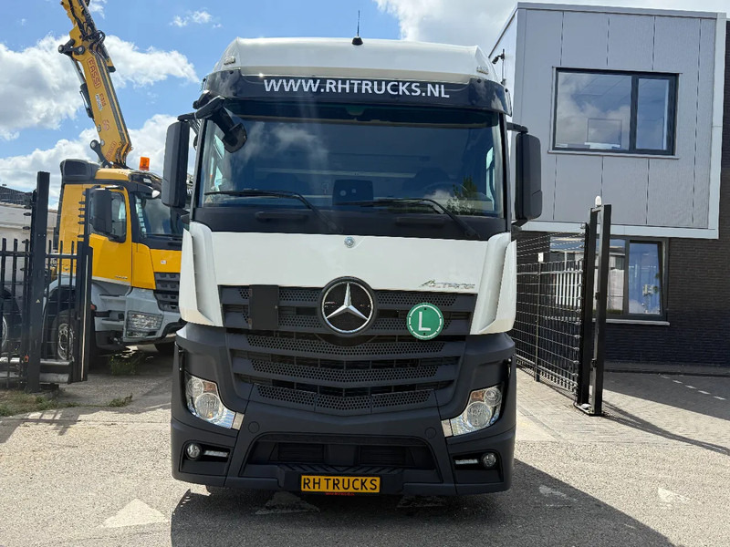 Mercedes-Benz Actros 1842 4X2 EURO 6 - MEGA - 6 UNITS AVAILABLE! - Tracteur routier: photos 3 Mercedes-Benz Actros 1842 4X2 EURO 6 - MEGA - 6 UNITS AVAILABLE! - Tracteur routier: photos 3