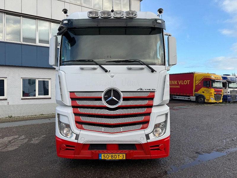 Mercedes-Benz Actros 1842 4X2 MEGA + LIFTING DISH (HEFSCHOTEL) - Tracteur routier: photos 4 Mercedes-Benz Actros 1842 4X2 MEGA + LIFTING DISH (HEFSCHOTEL) - Tracteur routier: photos 4