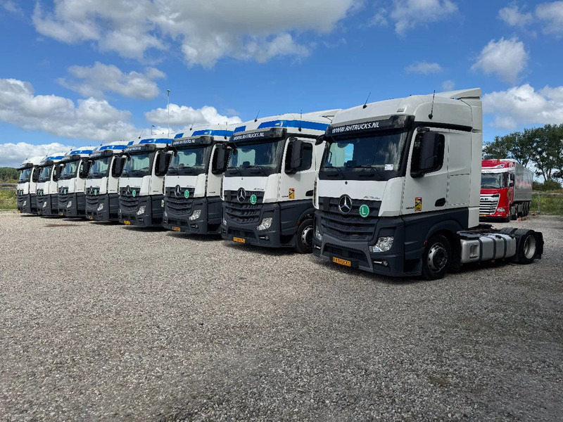 Mercedes-Benz Actros 1842 6 UNITS AVAILABLE EURO 6 4X2 - Tracteur routier: photos 1 Mercedes-Benz Actros 1842 6 UNITS AVAILABLE EURO 6 4X2 - Tracteur routier: photos 1