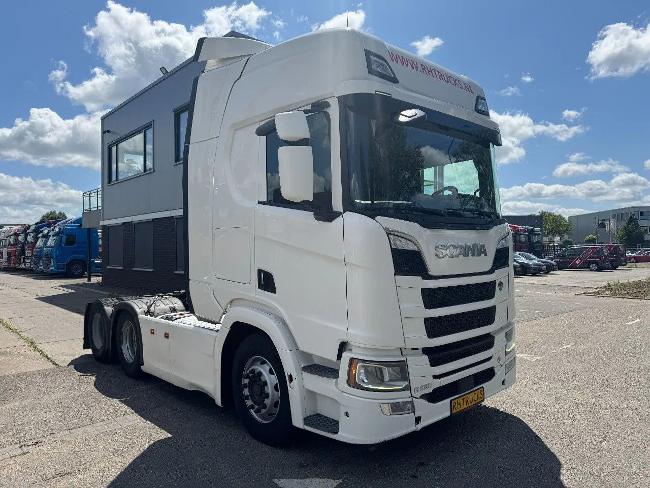 Scania R520 V8 NGS 6X4 EURO 6 - Tracteur routier: photos 3 Scania R520 V8 NGS 6X4 EURO 6 - Tracteur routier: photos 3