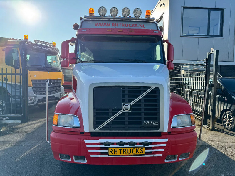 Volvo NH 12.460 4X2 - EURO 2 + KIPPER HYDRAULIEK - Tracteur routier: photos 2 Volvo NH 12.460 4X2 - EURO 2 + KIPPER HYDRAULIEK - Tracteur routier: photos 2