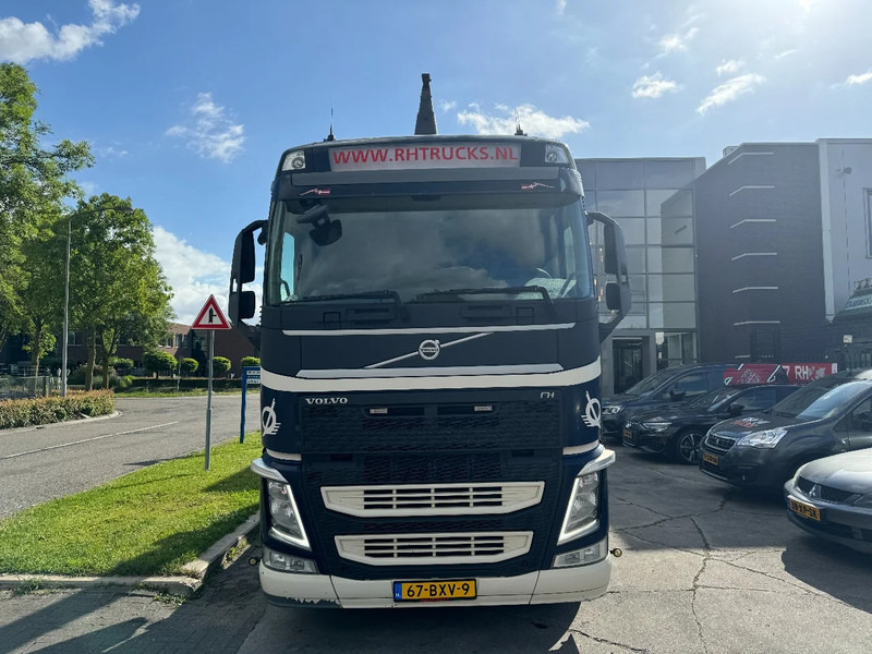 Volvo FH 500 8X2 EURO 6 + PALFINGER T22 HOOKLIFT - Camion ampliroll: photos 2 Volvo FH 500 8X2 EURO 6 + PALFINGER T22 HOOKLIFT - Camion ampliroll: photos 2