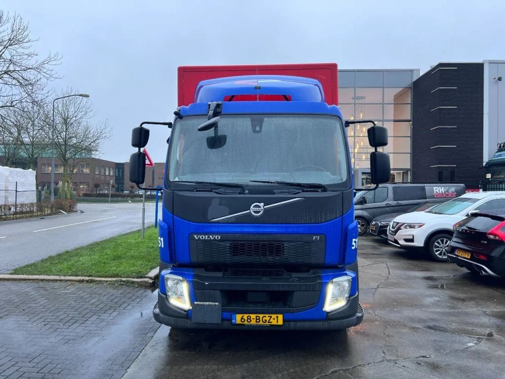 Volvo FL 250 4X2 EURO 6 599.111km DHOLLANDIA - Camion fourgon: photos 2 Volvo FL 250 4X2 EURO 6 599.111km DHOLLANDIA - Camion fourgon: photos 2
