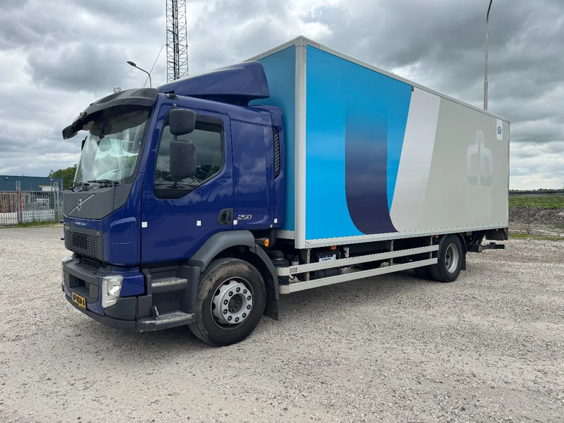 Volvo FL 250 4X2 EURO 6 CARGO LOCK + DHOLLANDIA LIFT TÜV TILL 02-2026 - Camion fourgon: photos 5 Volvo FL 250 4X2 EURO 6 CARGO LOCK + DHOLLANDIA LIFT TÜV TILL 02-2026 - Camion fourgon: photos 5