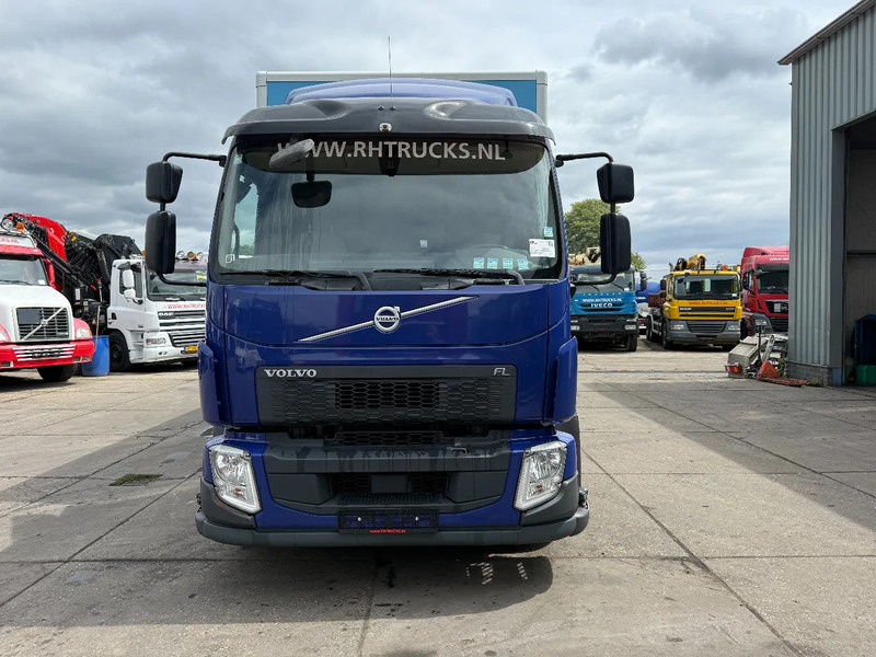 Volvo FL 250 4X2 EURO 6 CARGOLOCK DHOLLANDIA LIFT 360 DEGREES CAMERA - Camion fourgon: photos 3 Volvo FL 250 4X2 EURO 6 CARGOLOCK DHOLLANDIA LIFT 360 DEGREES CAMERA - Camion fourgon: photos 3