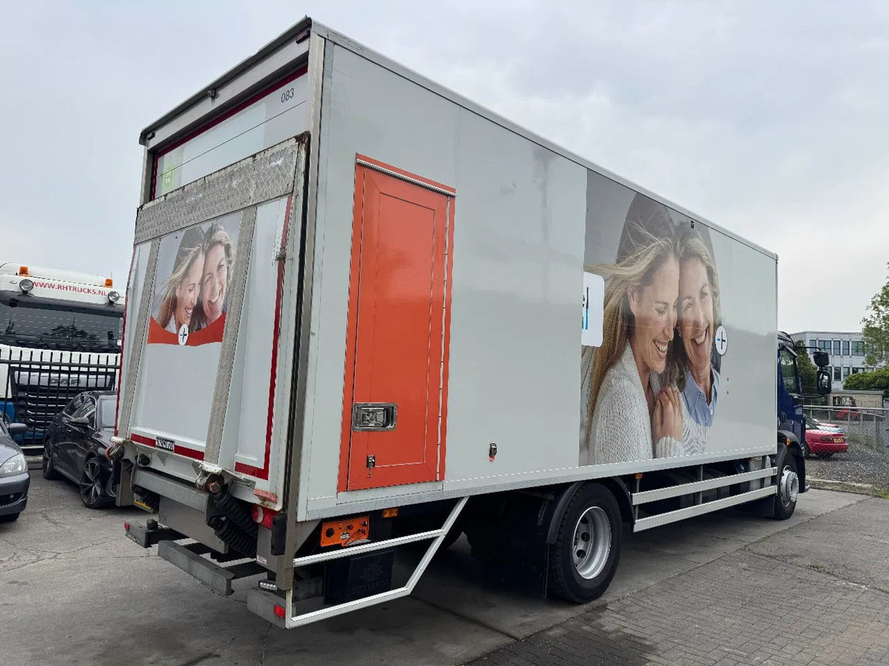 Volvo FL 250 4X2 - EURO 6 + DHOLLANDIA LIFT + TÜV 04-2 - Camion fourgon: photos 4 Volvo FL 250 4X2 - EURO 6 + DHOLLANDIA LIFT + TÜV 04-2 - Camion fourgon: photos 4