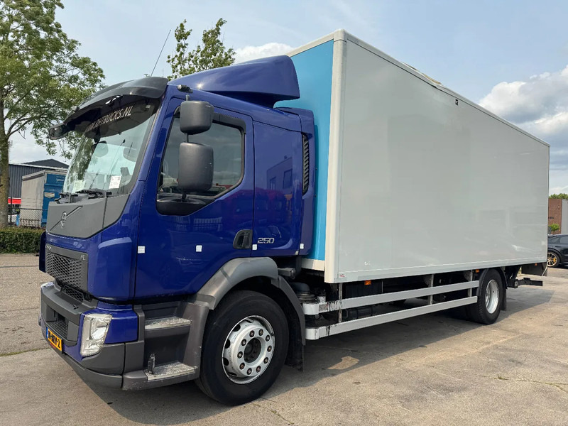 Volvo FL 250 4X2 - EURO 6 + DHOLLANDIA LIFT + TÜV 05-2026 - Camion fourgon: photos 2 Volvo FL 250 4X2 - EURO 6 + DHOLLANDIA LIFT + TÜV 05-2026 - Camion fourgon: photos 2