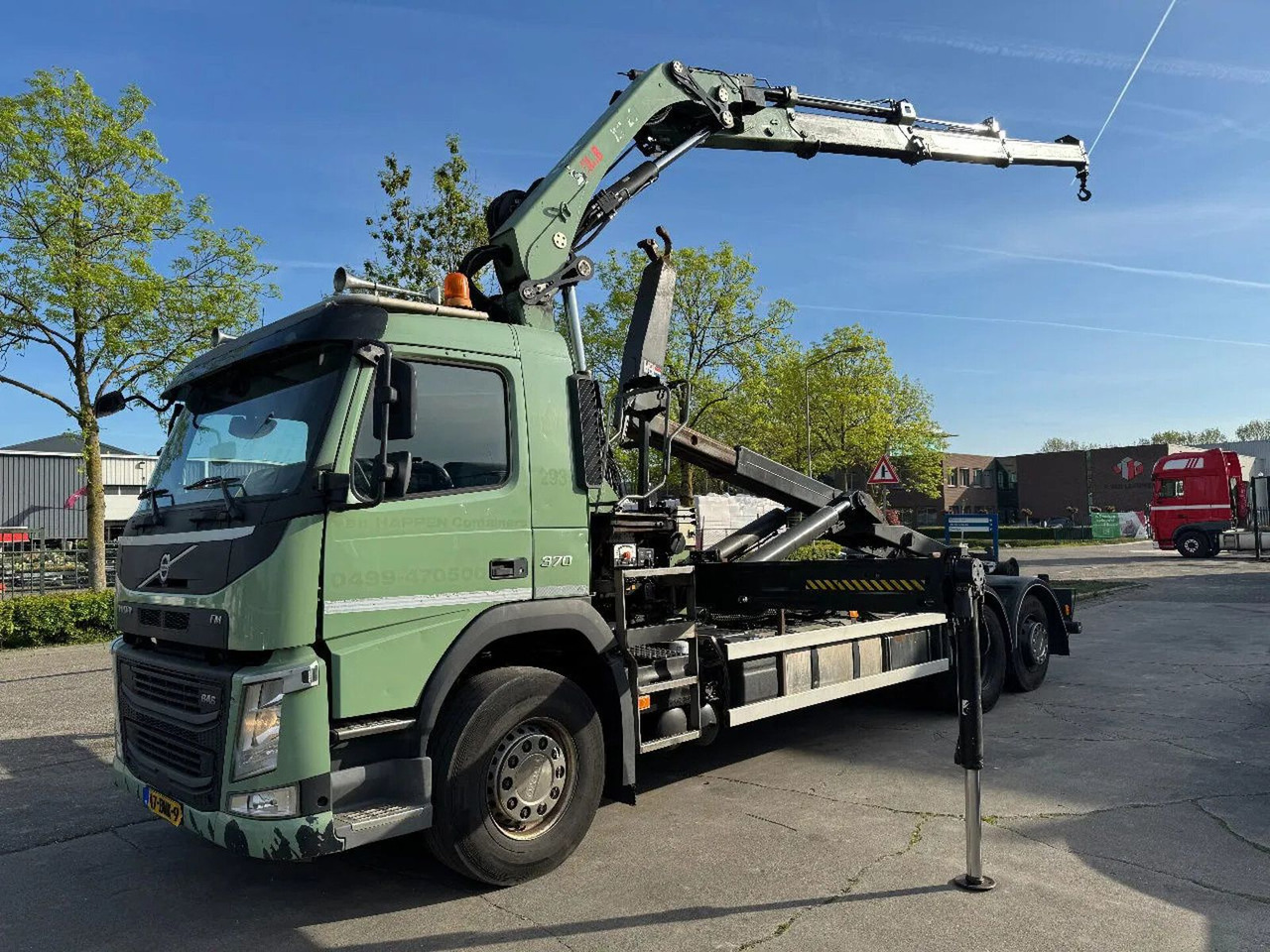 Volvo FM 370 6X2 VDL 21T + HIAB 211 + REMOTE CONTROL - Camion grue: photos 2 Volvo FM 370 6X2 VDL 21T + HIAB 211 + REMOTE CONTROL - Camion grue: photos 2