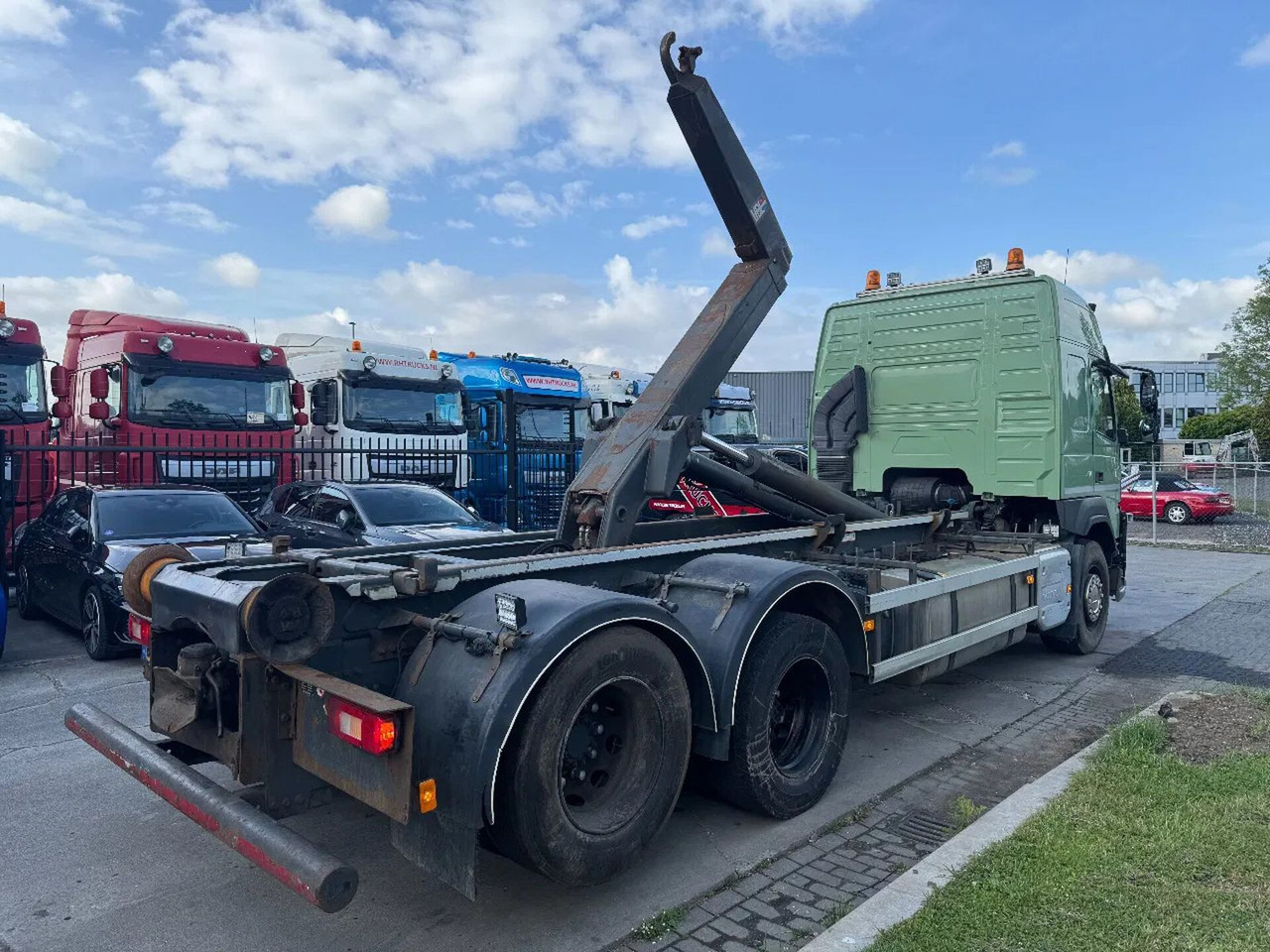 Volvo FM 410 6X2 EURO 6 VDL 21T HOOK - Camion ampliroll: photos 4 Volvo FM 410 6X2 EURO 6 VDL 21T HOOK - Camion ampliroll: photos 4
