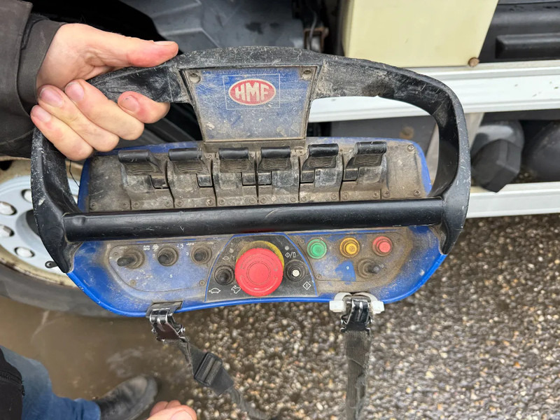 Volvo FM 420 8X2 EEV + HMF 2420-K3 + REMOTE + 5E & 6E FUNCTIE - Camion plateau, Camion grue: photos 5 Volvo FM 420 8X2 EEV + HMF 2420-K3 + REMOTE + 5E & 6E FUNCTIE - Camion plateau, Camion grue: photos 5