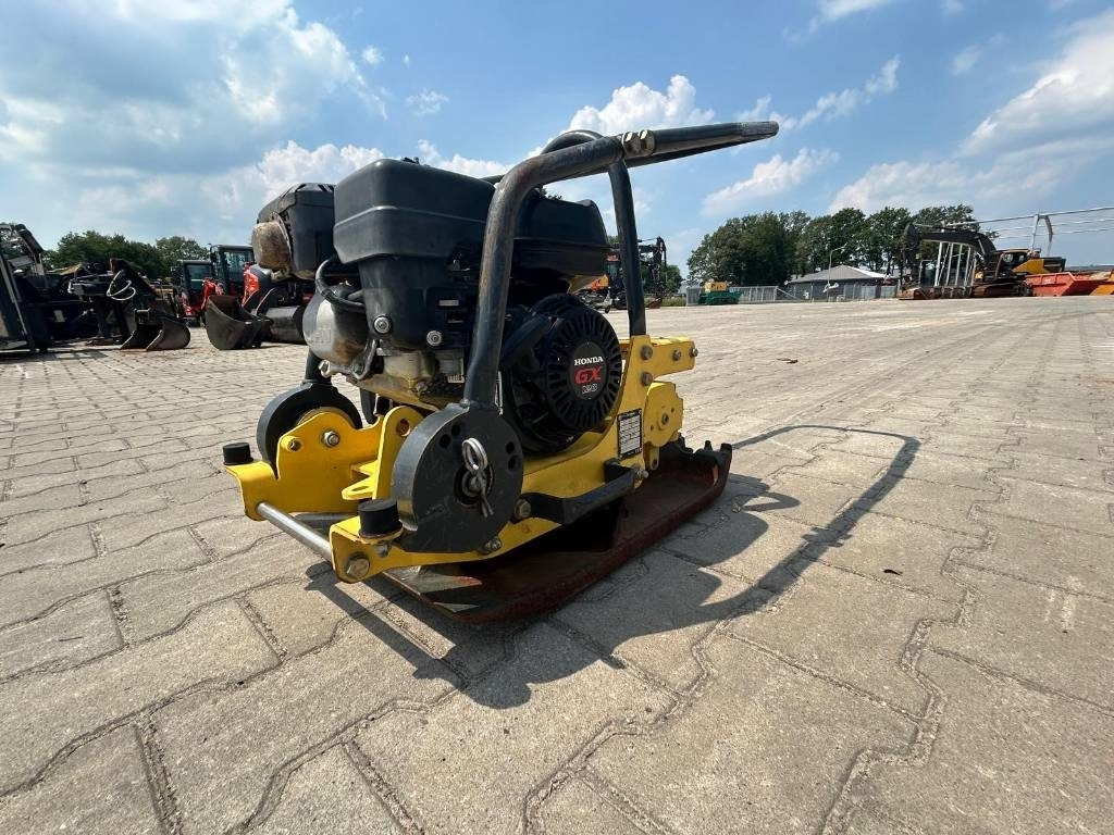 BOMAG BVP 10/36 - Plaque vibrante: photos 1 BOMAG BVP 10/36 - Plaque vibrante: photos 1