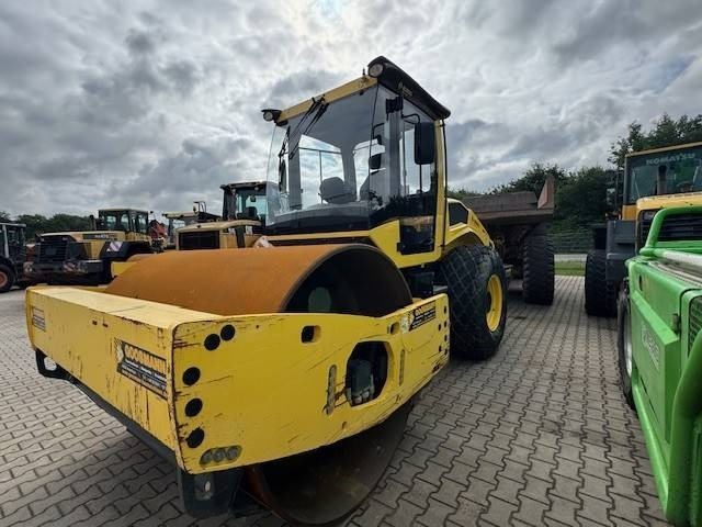 BOMAG BW 213 D-5 - Rouleau compresseur: photos 3 BOMAG BW 213 D-5 - Rouleau compresseur: photos 3