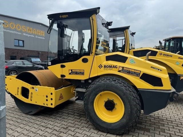 Bomag BW 177 D-5 - Compacteur à pieds de mouton/ Monocylindre: photos 2 Bomag BW 177 D-5 - Compacteur à pieds de mouton/ Monocylindre: photos 2