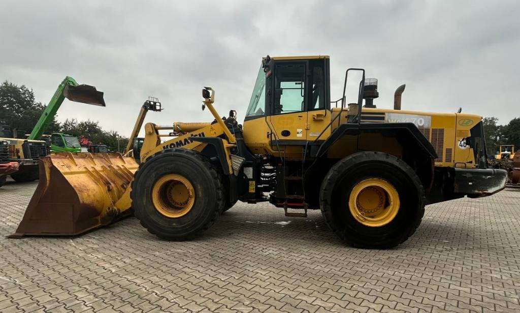 Komatsu WA 470-6 - Chargeuse sur pneus: photos 1 Komatsu WA 470-6 - Chargeuse sur pneus: photos 1
