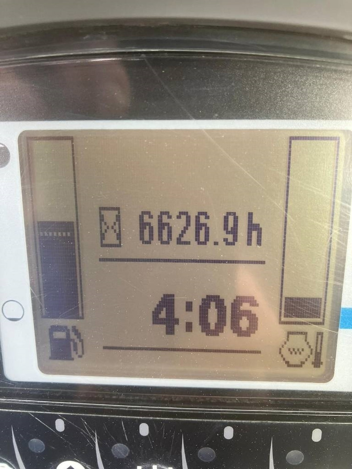 Kubota KX 080-4 Zentralschmierung - Mini pelle: photos 4 Kubota KX 080-4 Zentralschmierung - Mini pelle: photos 4