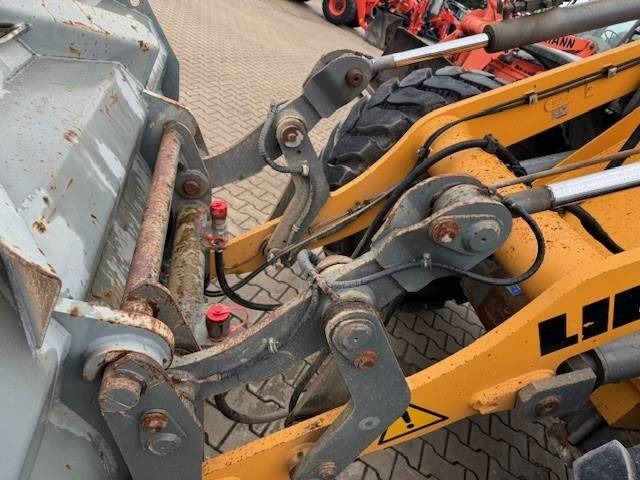 LIEBHERR L 514 - Chargeuse sur pneus: photos 3 LIEBHERR L 514 - Chargeuse sur pneus: photos 3