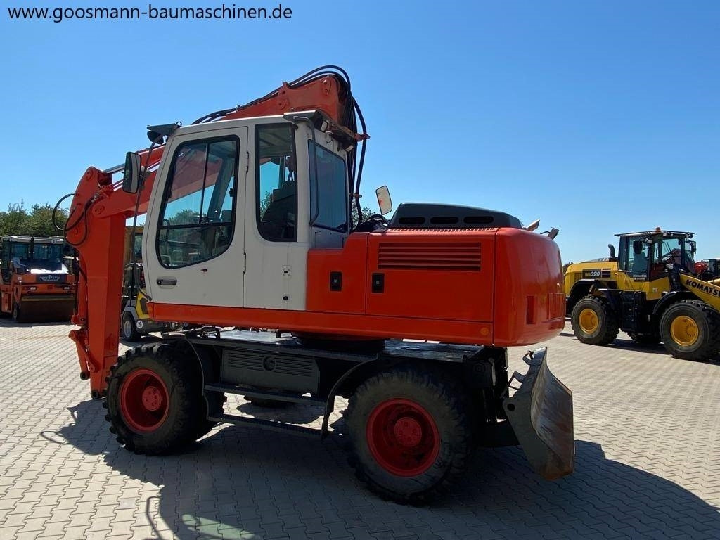 Liebherr A 900 C - Pelle sur pneus: photos 3 Liebherr A 900 C - Pelle sur pneus: photos 3