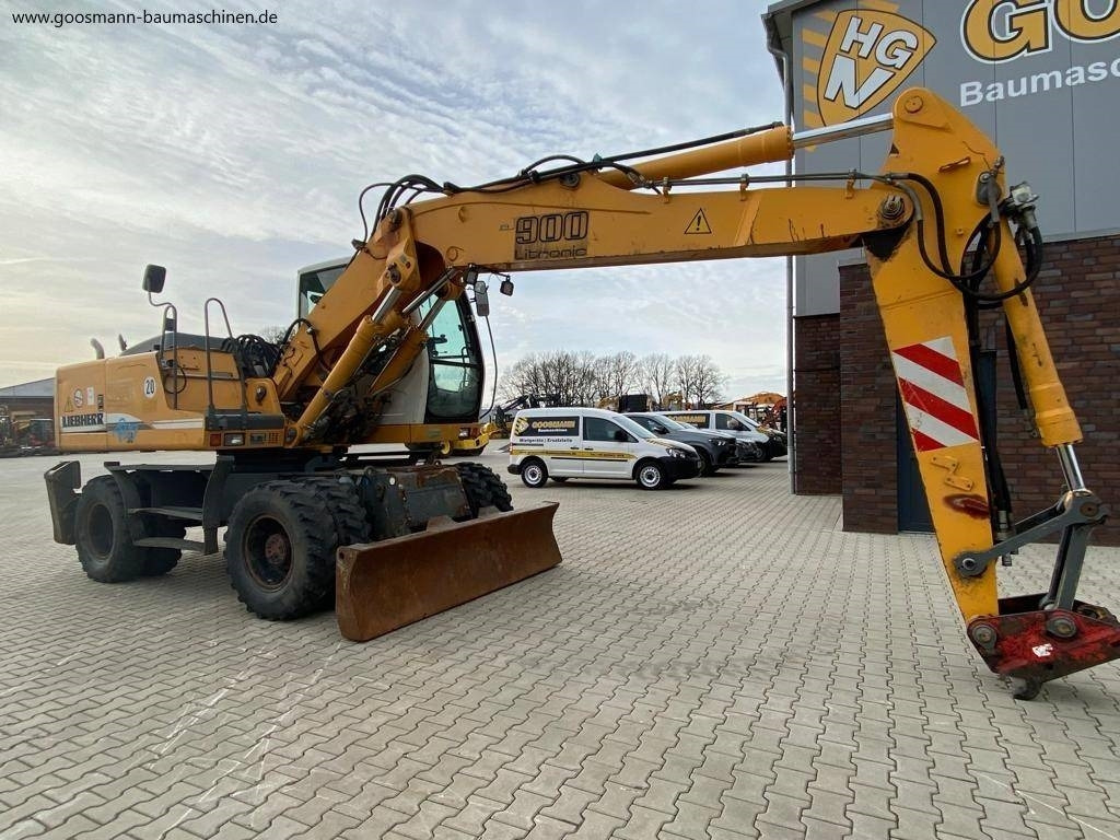 Liebherr A 900 C Litronic - Pelle sur pneus: photos 4 Liebherr A 900 C Litronic - Pelle sur pneus: photos 4