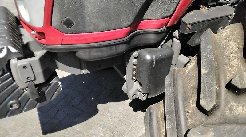 Valtra T153 Versu - Tracteur agricole: photos 4 Valtra T153 Versu - Tracteur agricole: photos 4