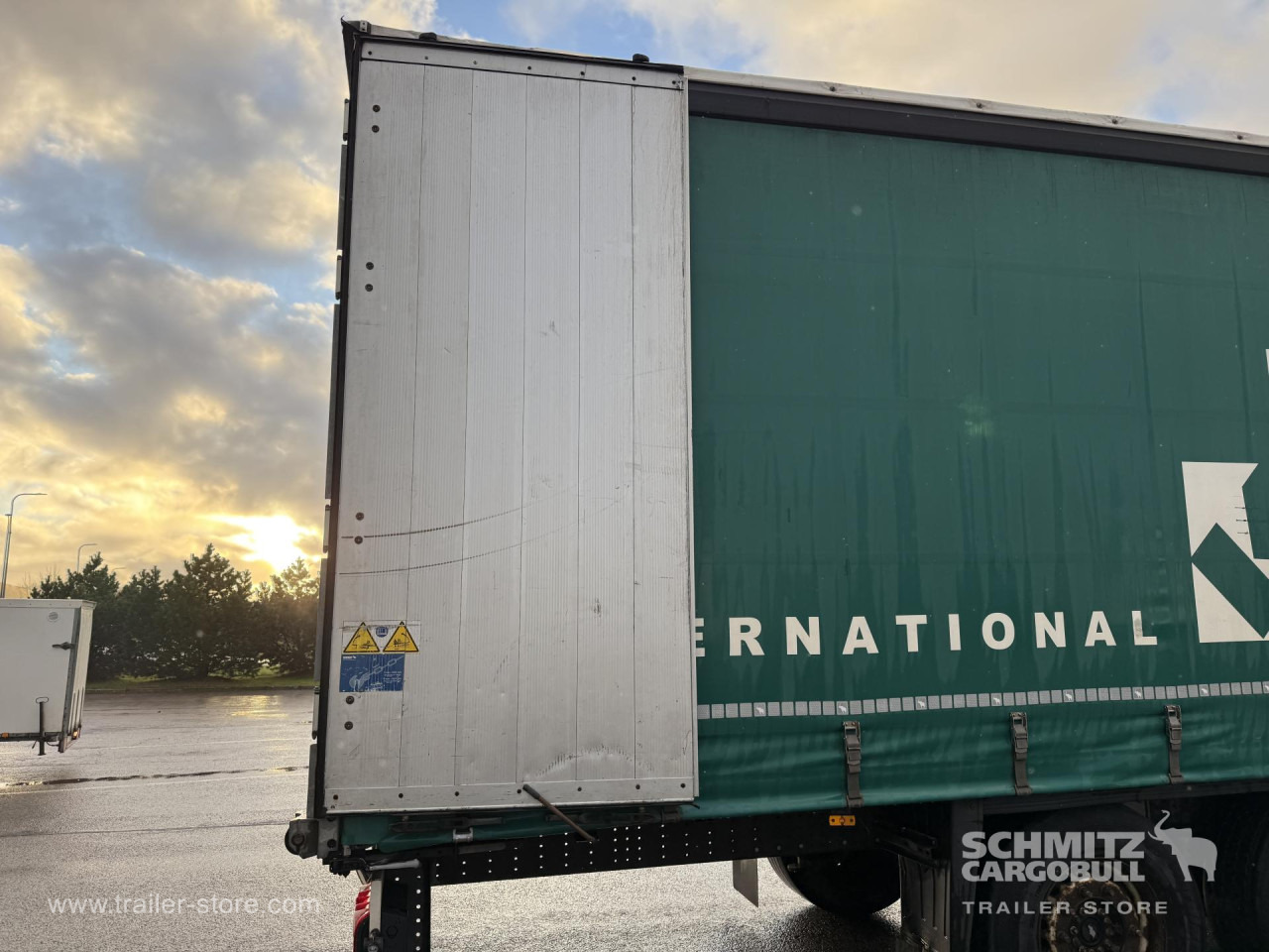 SCHMITZ Curtainsider Standard - Semi-remorque rideaux coulissants: photos 2 SCHMITZ Curtainsider Standard - Semi-remorque rideaux coulissants: photos 2