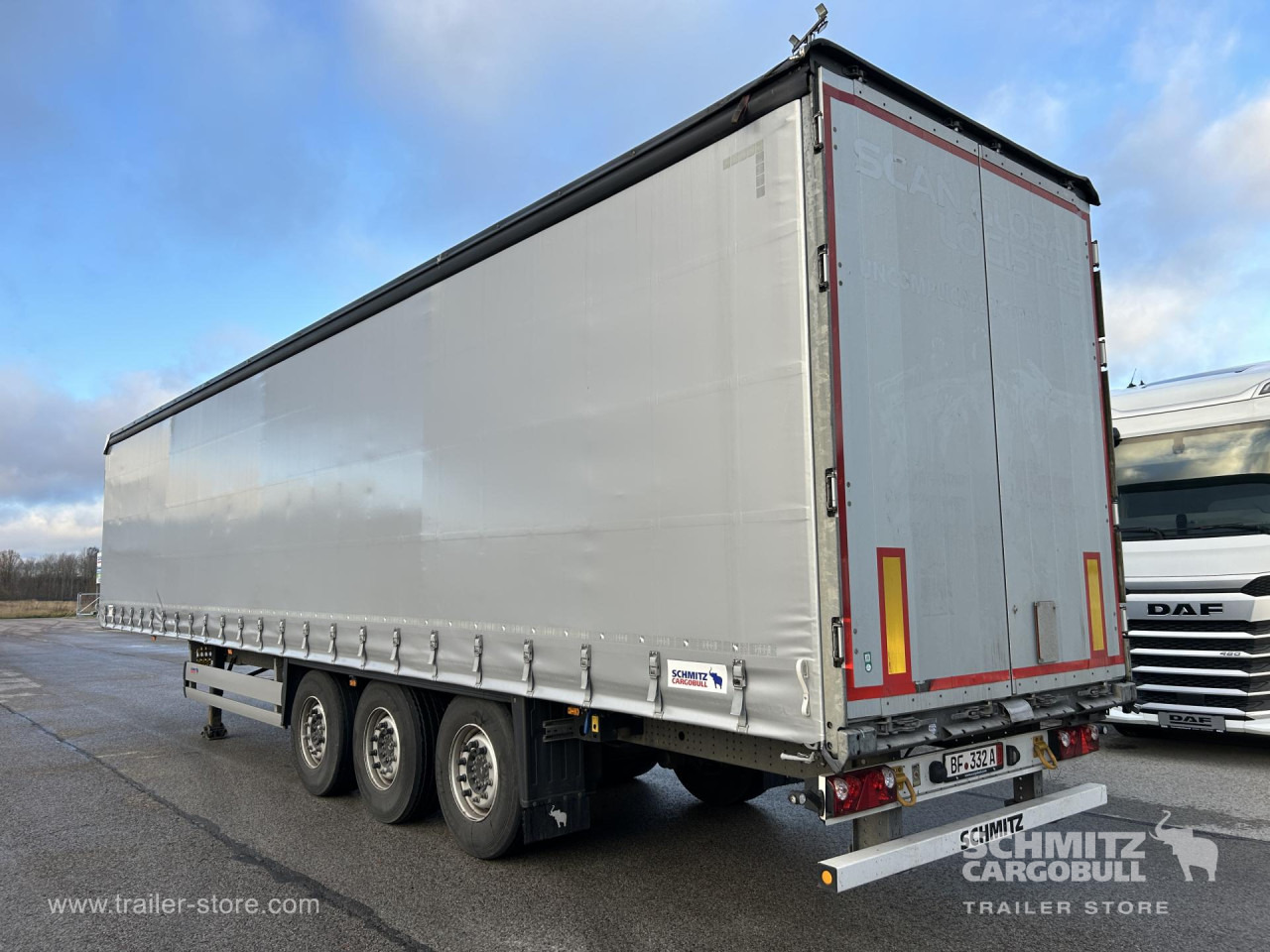 SCHMITZ Curtainsider Standard - Semi-remorque rideaux coulissants: photos 1 SCHMITZ Curtainsider Standard - Semi-remorque rideaux coulissants: photos 1