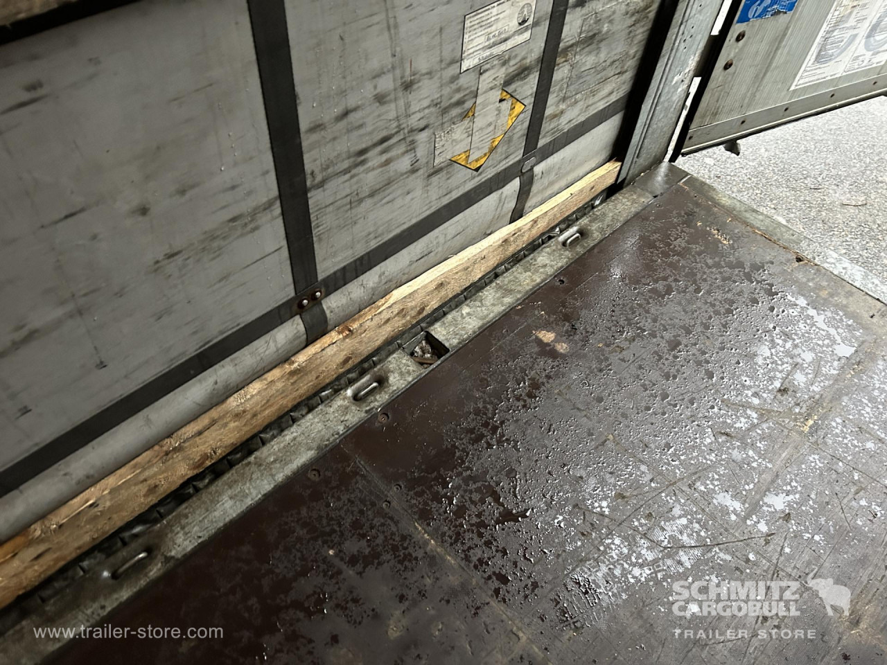 SCHMITZ Curtainsider Standard - Semi-remorque rideaux coulissants: photos 2 SCHMITZ Curtainsider Standard - Semi-remorque rideaux coulissants: photos 2