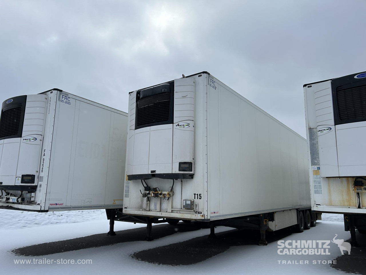 SCHMITZ Reefer Multitemp Double deck - Semi-remorque isothermique: photos 1 SCHMITZ Reefer Multitemp Double deck - Semi-remorque isothermique: photos 1