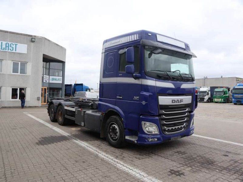 DAF XF 510 FAN EURO 6 - Camion - système de câble: photos 2 DAF XF 510 FAN EURO 6 - Camion - système de câble: photos 2