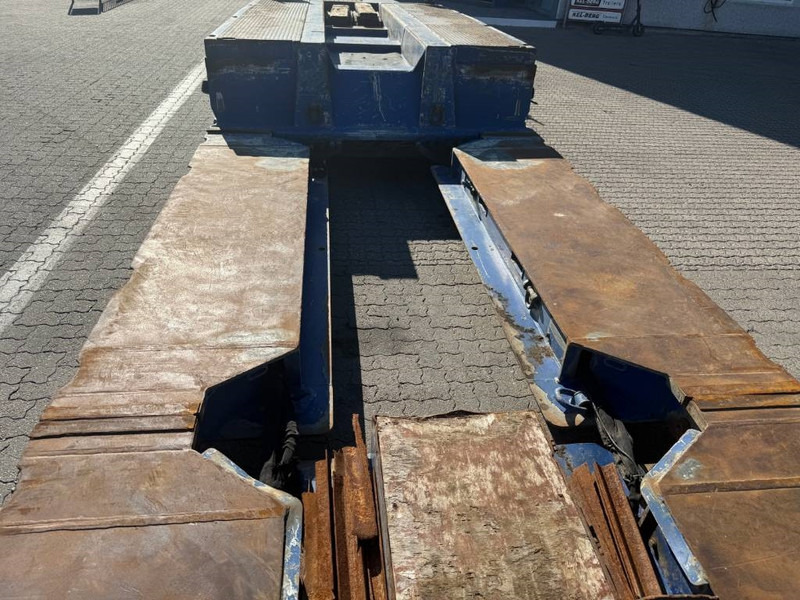 Faymonville Lowbed / Tieflader / Sengetrailer en crédit-bail Faymonville Lowbed / Tieflader / Sengetrailer: photos 15 Faymonville Lowbed / Tieflader / Sengetrailer en crédit-bail Faymonville Lowbed / Tieflader / Sengetrailer: photos 15