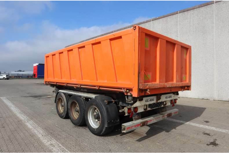 KEL-BERG 3-axle Tippertrailer/Kippanhänger/Tipkærre 14 m³ - Remorque benne: photos 4 KEL-BERG 3-axle Tippertrailer/Kippanhänger/Tipkærre 14 m³ - Remorque benne: photos 4