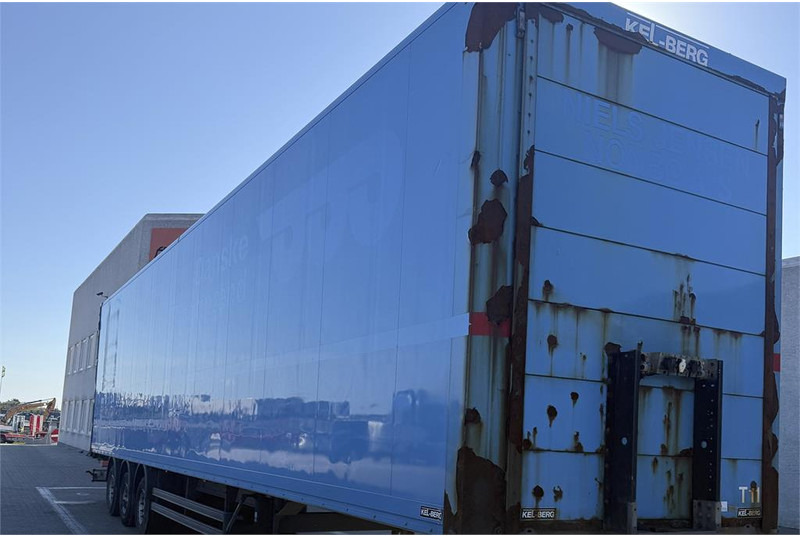 KEL-BERG 34 pl. - Semi-remorque fourgon: photos 2 KEL-BERG 34 pl. - Semi-remorque fourgon: photos 2