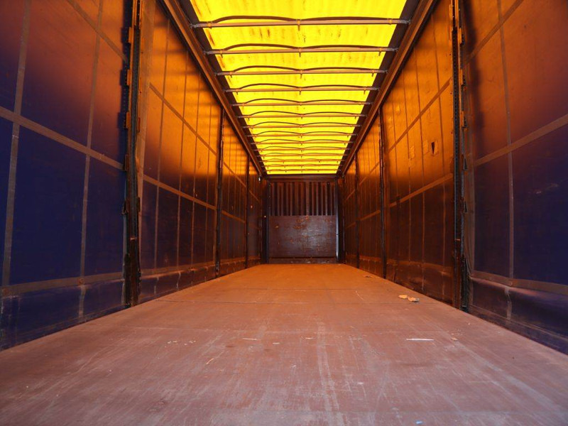 Krone 3 axle curtainside trailer - Semi-remorque rideaux coulissants: photos 3 Krone 3 axle curtainside trailer - Semi-remorque rideaux coulissants: photos 3