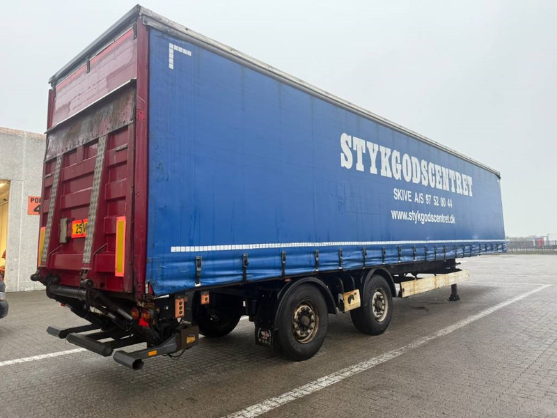 Krone City curtain / City-Plane / City gardin - Semi-remorque rideaux coulissants: photos 3 Krone City curtain / City-Plane / City gardin - Semi-remorque rideaux coulissants: photos 3